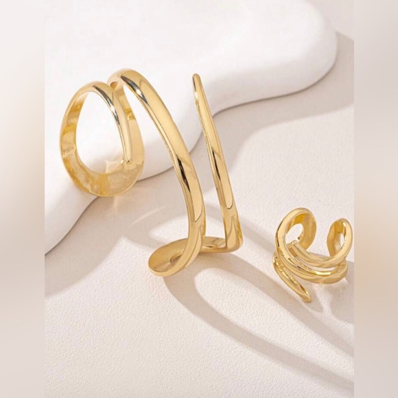 2pc Gold-Toned Geometric Line Minimalist Cuff Bracelet & Ring Set - Picture 3 of 7